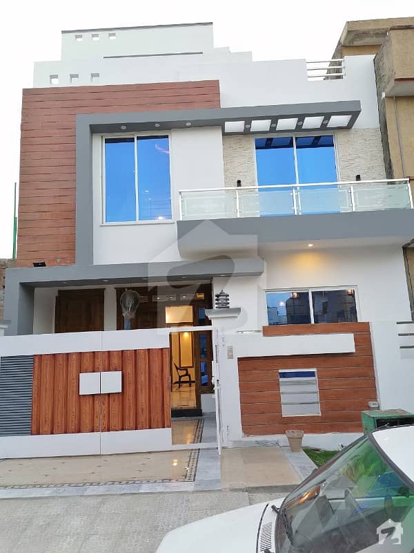 sun face Brand new 25x40 luxuious house for sale