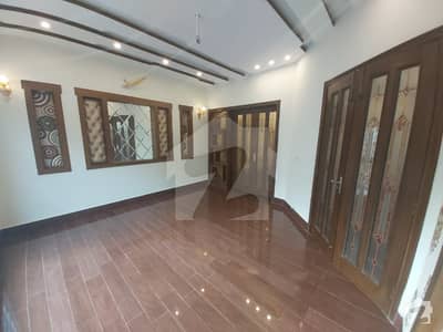 10  Marla Upper Portion Lower Lock Option For Rent In Gulbahar Block Bahria Town Lahore