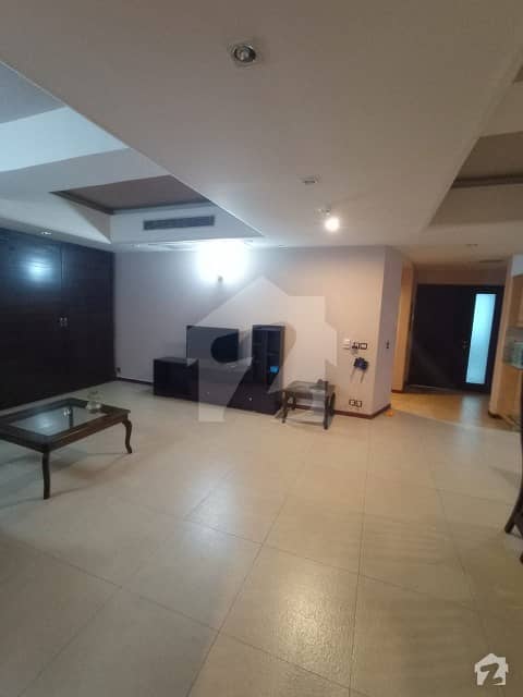 Furnished 3 Bed Rooms Apartment For Rent