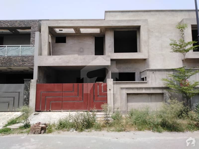 ایڈن آچرڈ فیصل آباد میں 3 کمروں کا 5 مرلہ مکان 1.23 کروڑ میں برائے فروخت۔