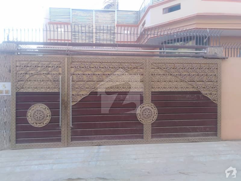 Hamza Town House For Sale Sized 8 Marla