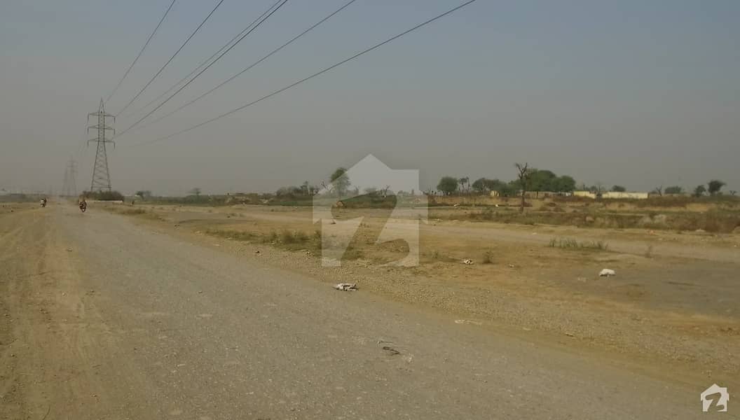 25x50 700 Series Corner Level Plot Main Double Road Is Up For Sale