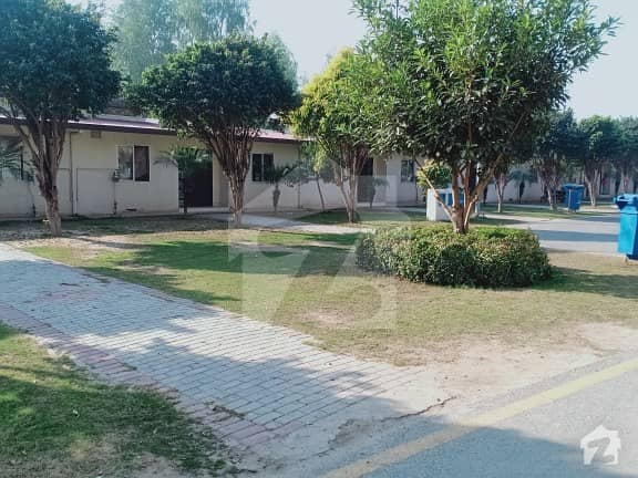 Bahria Nasheman Single Story Awami  Villas Facing Park Good Location House available For Sale