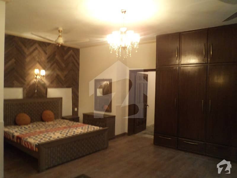 1 Kanal Furnished Lower Portion Ideal Location With Full Basement For Rent