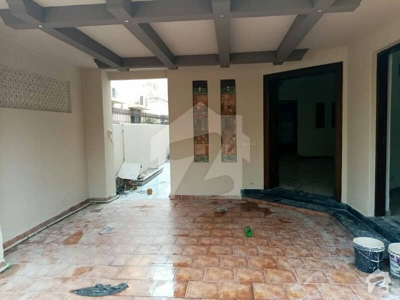 1 Kanal Full House For Rent In Dha Phase 8 Ex Air Avenue