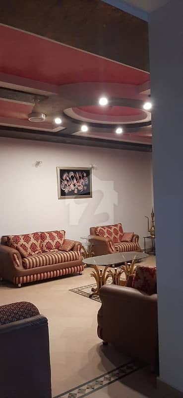 ڈی ایچ اے فیز 4 ڈیفنس (ڈی ایچ اے) لاہور میں 3 کمروں کا 1 کنال زیریں پورشن 85 ہزار میں کرایہ پر دستیاب ہے۔