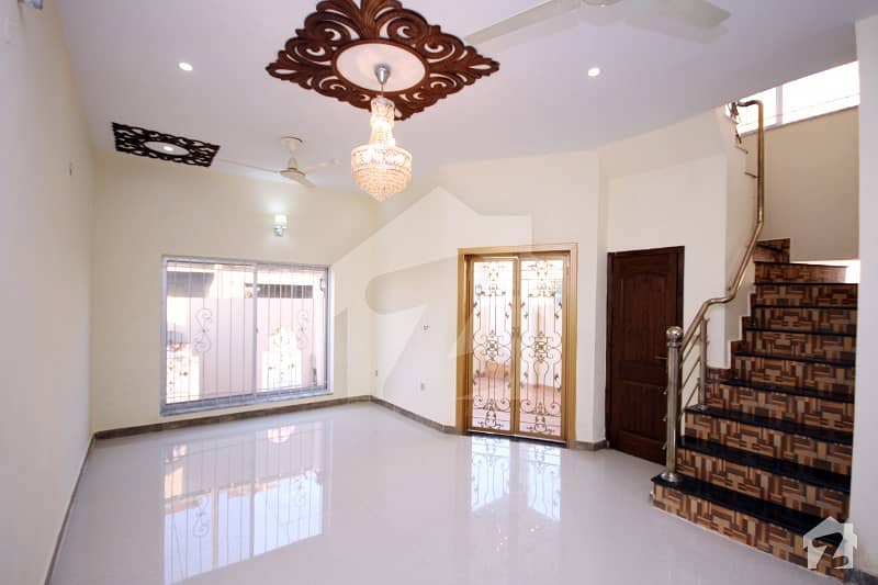 5 MARLA FULL HOUSE FOR RENT IN DHA PHASE 3