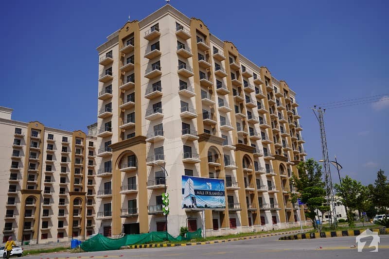 Flat Of 825  Square Feet In Bahria Town For Sale