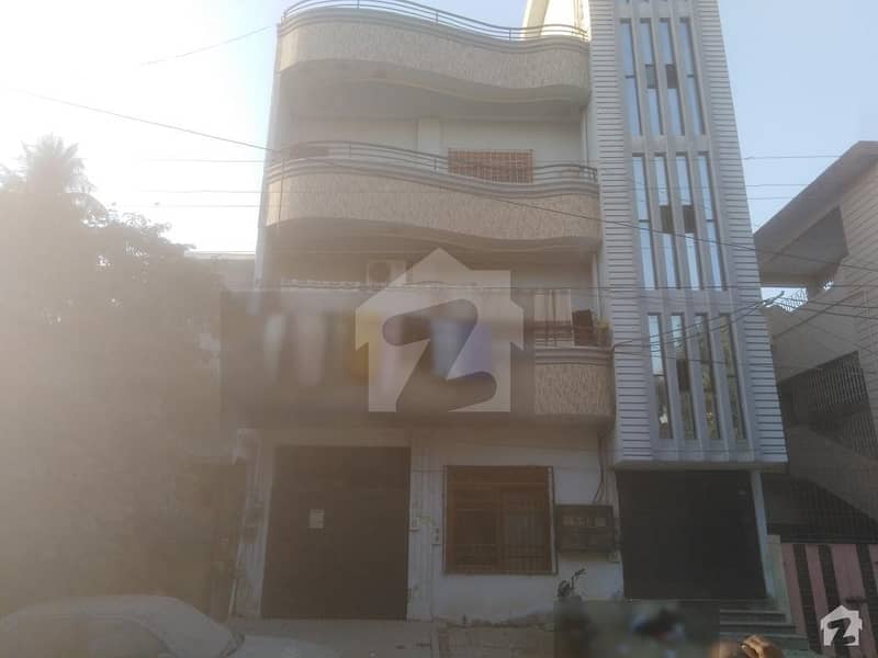 نارتھ ناظم آباد ۔ بلاک این نارتھ ناظم آباد کراچی میں 10 مرلہ مکان 4.7 کروڑ میں برائے فروخت۔
