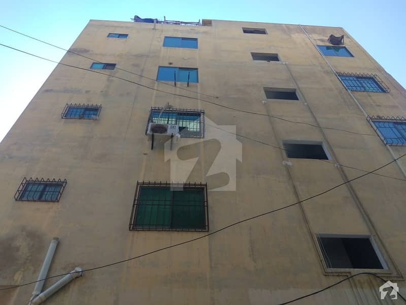 Good 2040 Square Feet Flat For Sale In DHA Defence