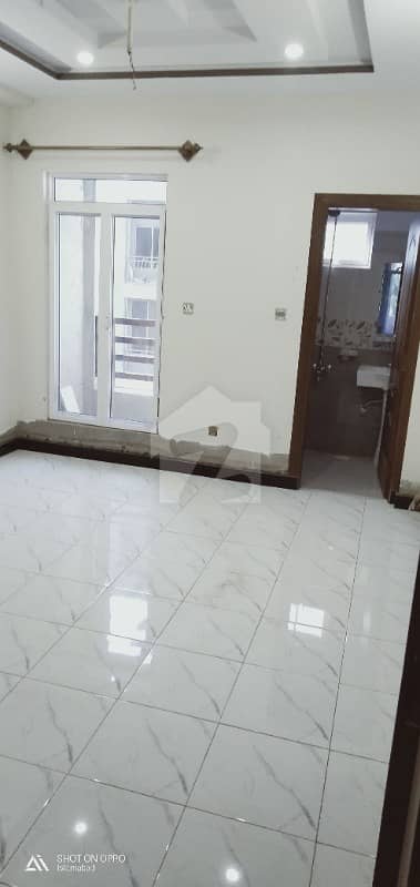 Brand New Flats Available For Rent In Jinnah Garden