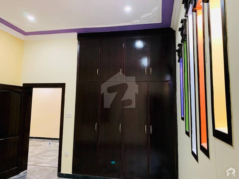 ارباب سبز علی خان ٹاؤن ورسک روڈ پشاور میں 6 کمروں کا 5 مرلہ مکان 1.25 کروڑ میں برائے فروخت۔