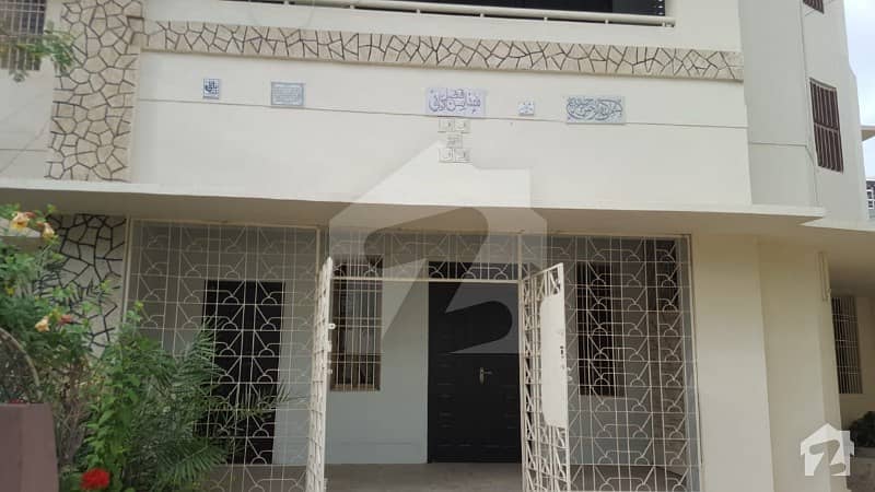 شاہراہِ فیصل کراچی میں 11 کمروں کا 2 کنال مکان 4 لاکھ میں کرایہ پر دستیاب ہے۔