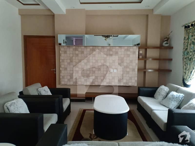 Brand New Luxury Flat 12 Marla 4 Bed On 7th Floor For Sale In Askari 11 Lahore