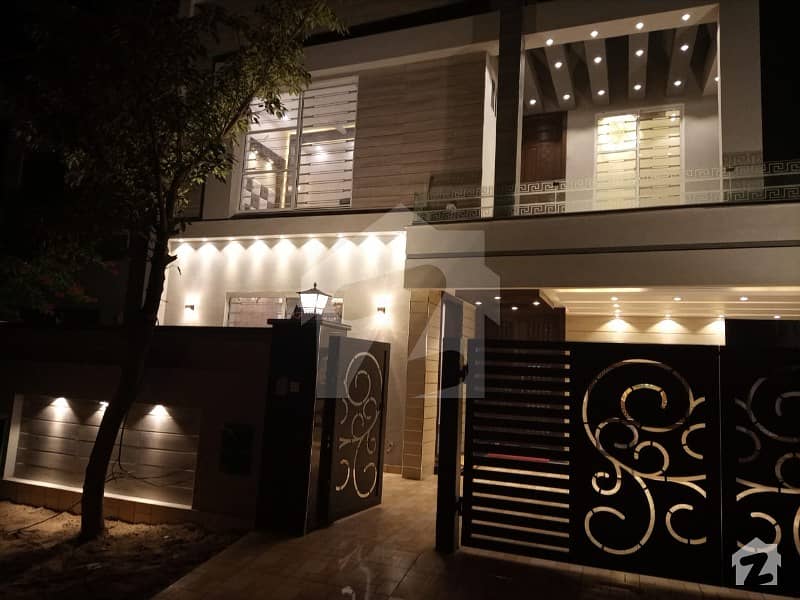 10 Marla Brand New Luxury Out Class Modern House For Sale At Prime Location Of Bahria Town Lahore