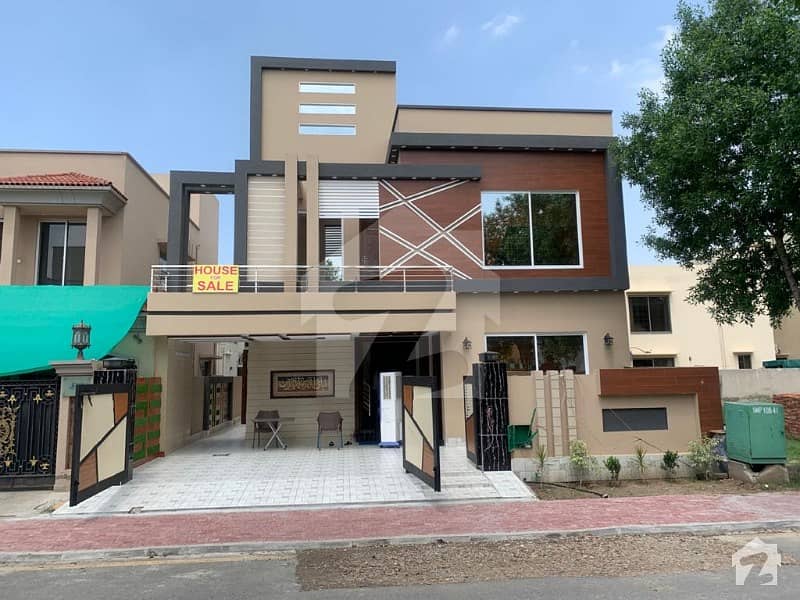 10 Marla Brand New House For Sale In Jasmine Block