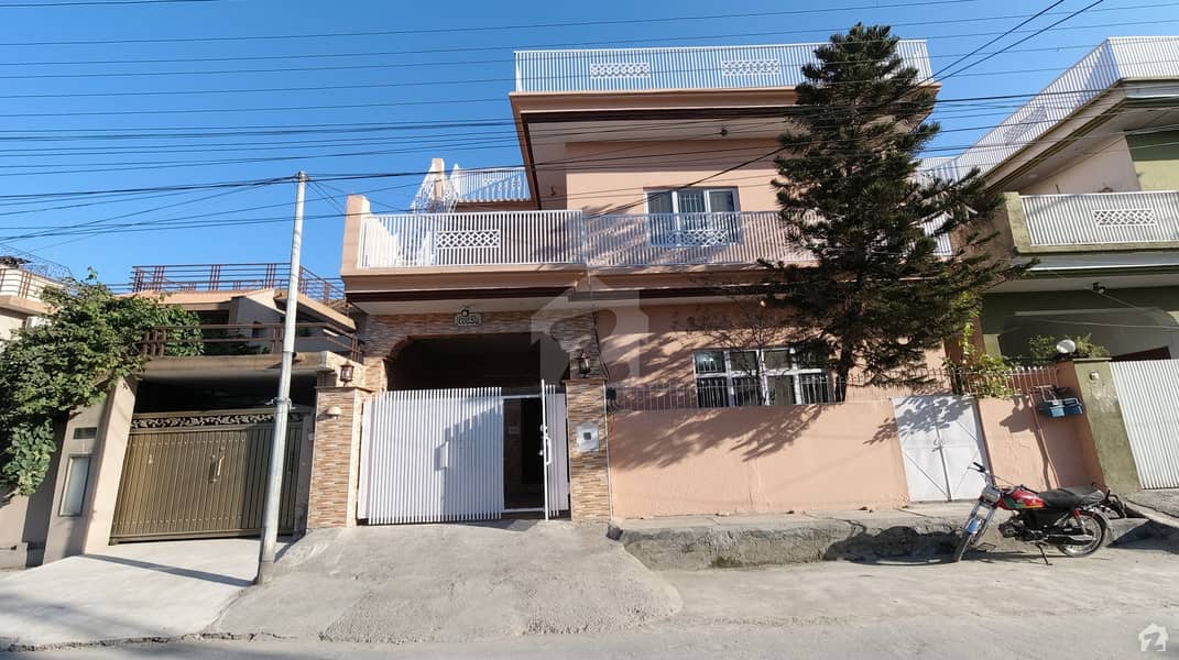 6 Marla Double Story House For Sale In Aslam Shaheed Road Lalazar Rawalpindi