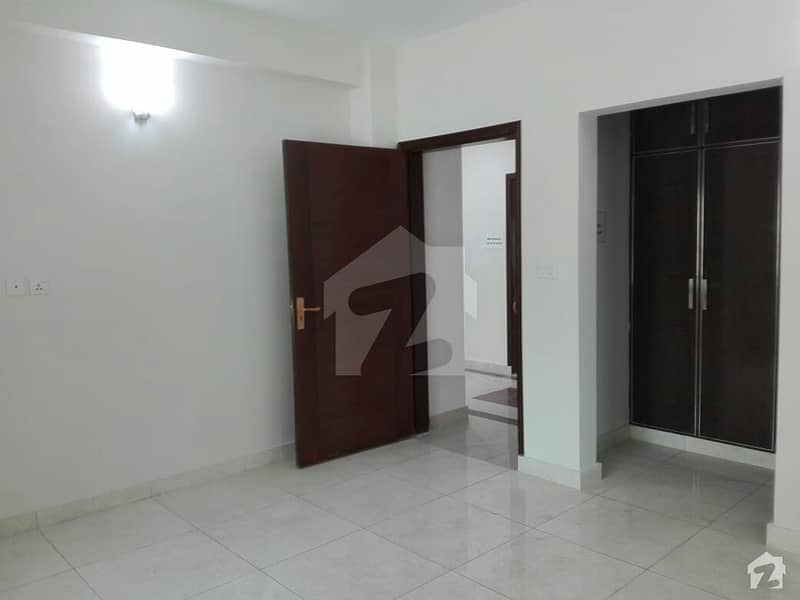 In Askari 12 Marla Flat For Sale