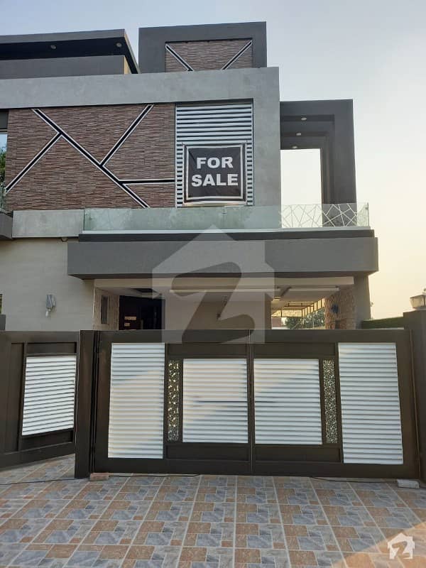 10 Marla Brand New Facing Park House For Sale In Southern Block Bahria Orchard