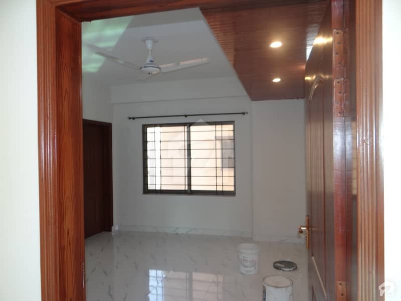 10 Marla Flat Is Available For Rent In Askari
