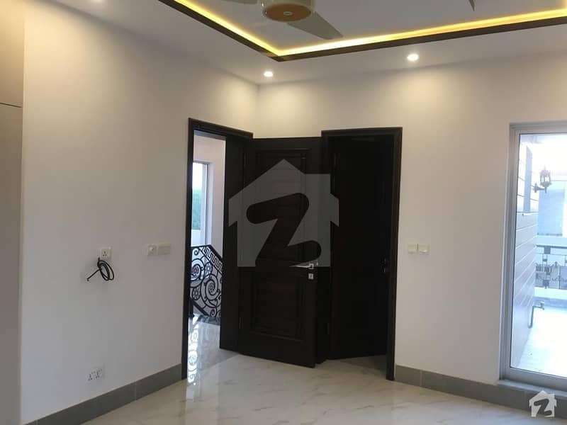 1 Kanal Spacious House Available In DHA Defence For Sale