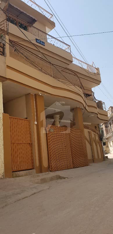 ایئر پورٹ روڈ راولپنڈی میں 10 کمروں کا 7 مرلہ مکان 1.7 کروڑ میں برائے فروخت۔