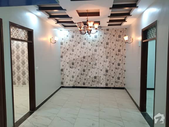 Perfect 1080  Square Feet House In Gulshan-E-Iqbal Town For Sale