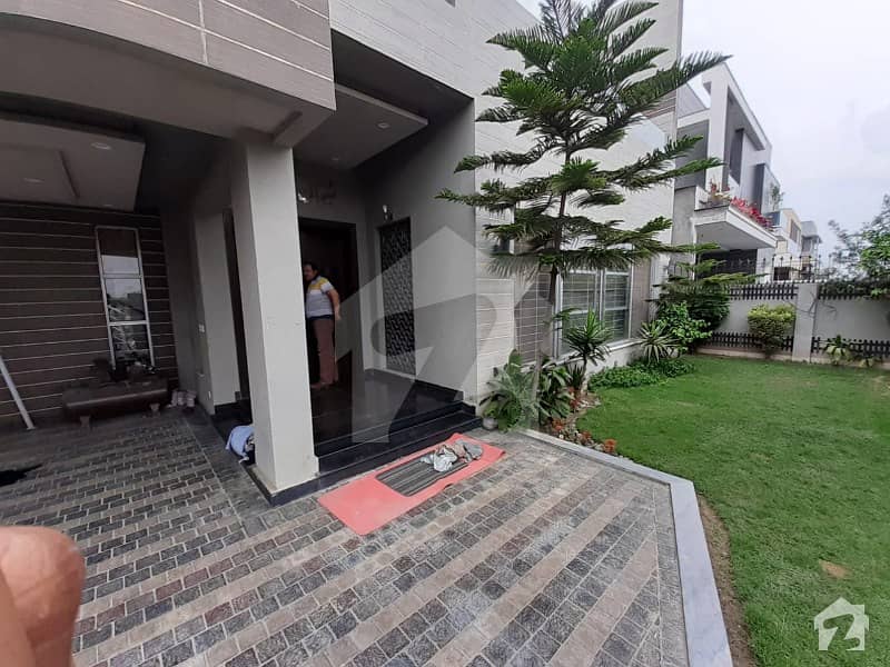 1 Kanal House For Rent At Phase 1