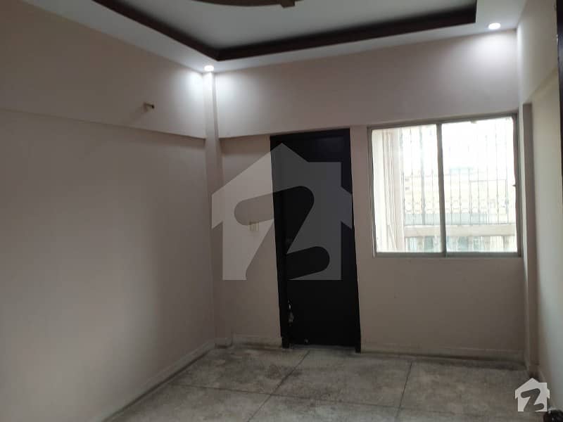 Kda Leased Five Rooms Luxury Flat For Sale At Rabia Garden Gulistan Jauhar