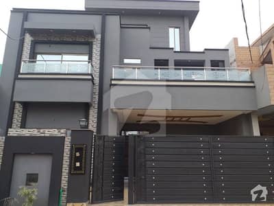 10 Marla Brand New House For Sale 10 Marla Brand New House For Sale