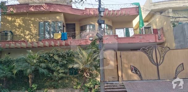 آریا نگر لاہور میں 7 کمروں کا 16 مرلہ مکان 4.95 کروڑ میں برائے فروخت۔