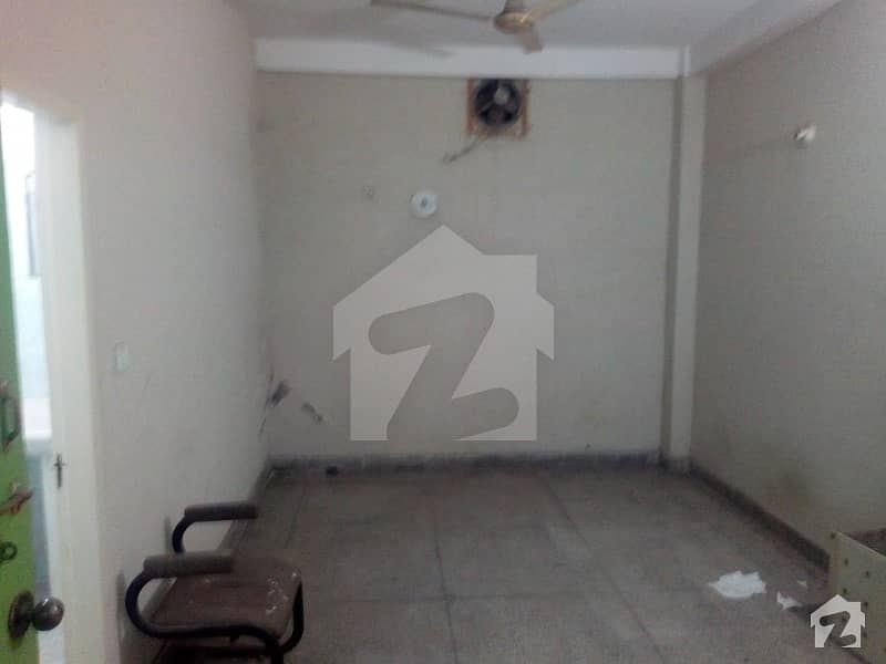 Room Available For Rent In Faisal Town