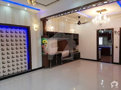 بحریہ ٹاؤن ۔ بلاک اے اے بحریہ ٹاؤن سیکٹرڈی بحریہ ٹاؤن لاہور میں 3 کمروں کا 5 مرلہ مکان 50 ہزار میں کرایہ پر دستیاب ہے۔