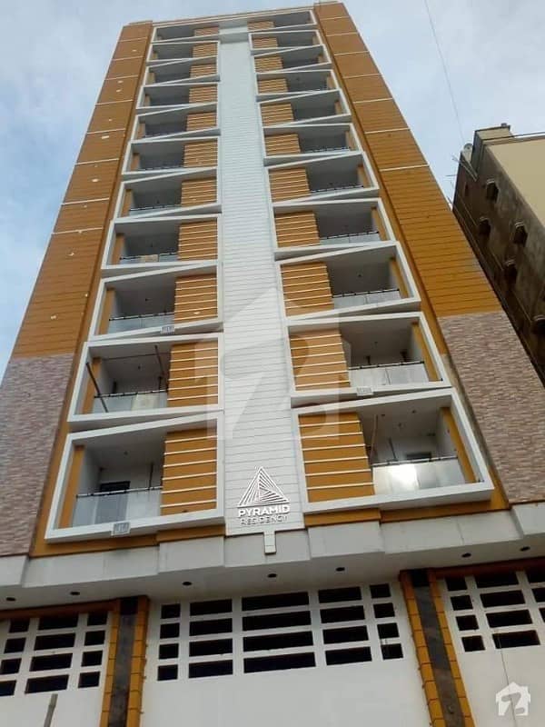 کلفٹن ۔ بلاک 1 کلفٹن کراچی میں 3 کمروں کا 6 مرلہ فلیٹ 1.9 کروڑ میں برائے فروخت۔