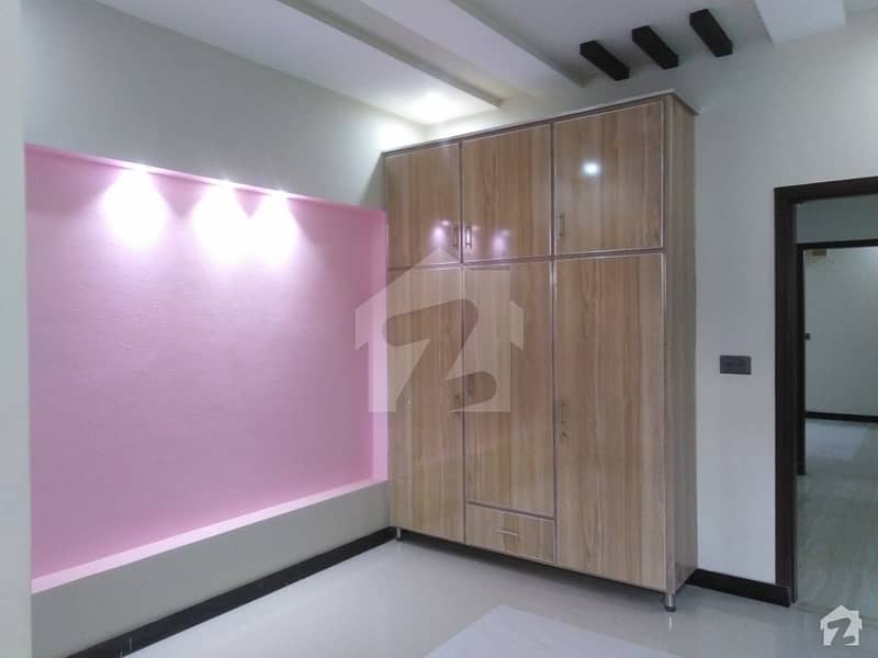 3 Marla Flat In Central Samanabad For Sale