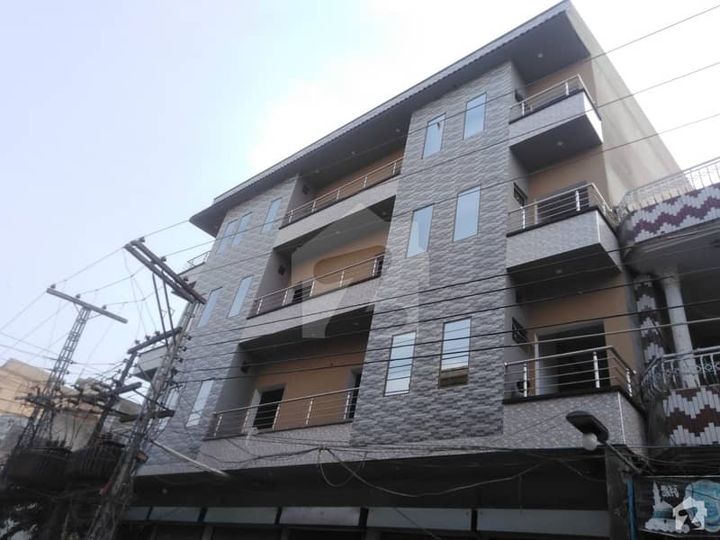 Perfect 3 Marla Flat In Samanabad For Sale