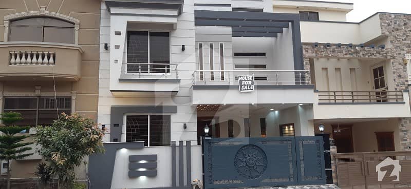 5.5 Marla New House For Sale In Media Town