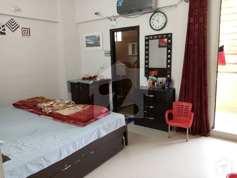 Stunning 120 Square Yards Upper Portion In Gulshan-e-Iqbal Town Available