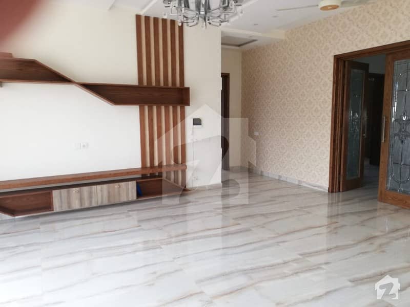 ایڈن سٹی ایڈن لاہور میں 4 کمروں کا 10 مرلہ مکان 2.8 کروڑ میں برائے فروخت۔