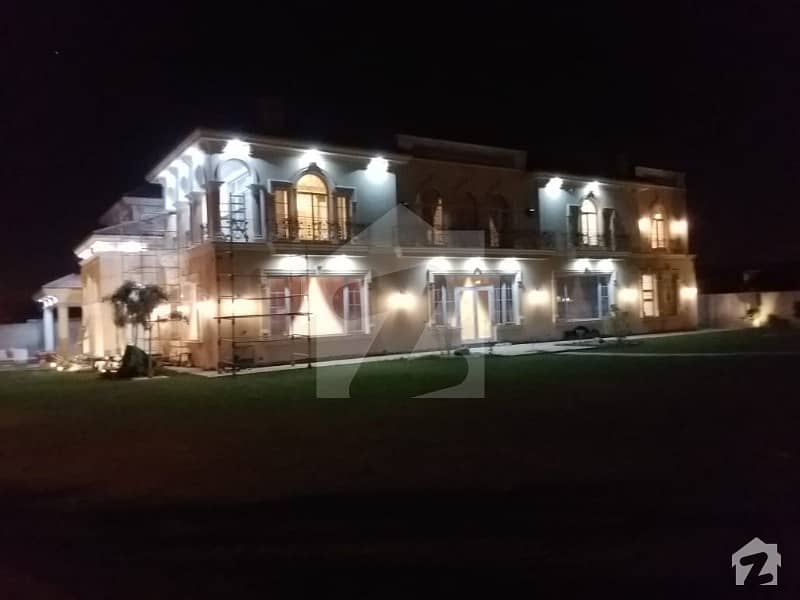Mian Farooq Estate Offer 4 Kanal Double Storey Beautiful  Luxuries House For Sale In Dha Phase 8