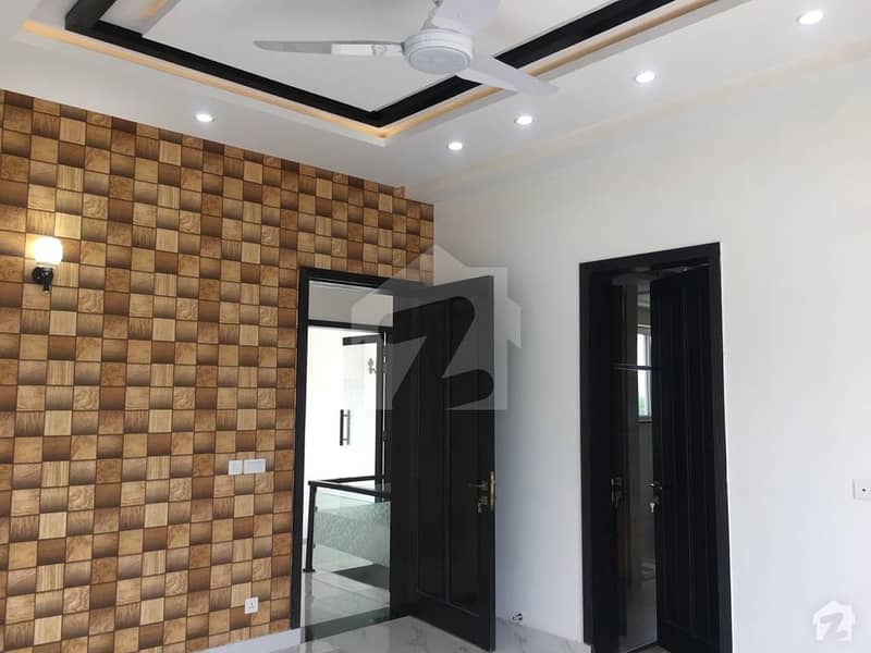 Perfect 1 Kanal Upper Portion In Eden For Rent