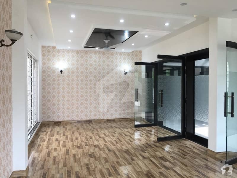 1 Kanal Spacious Upper Portion Available In DHA Defence For Rent
