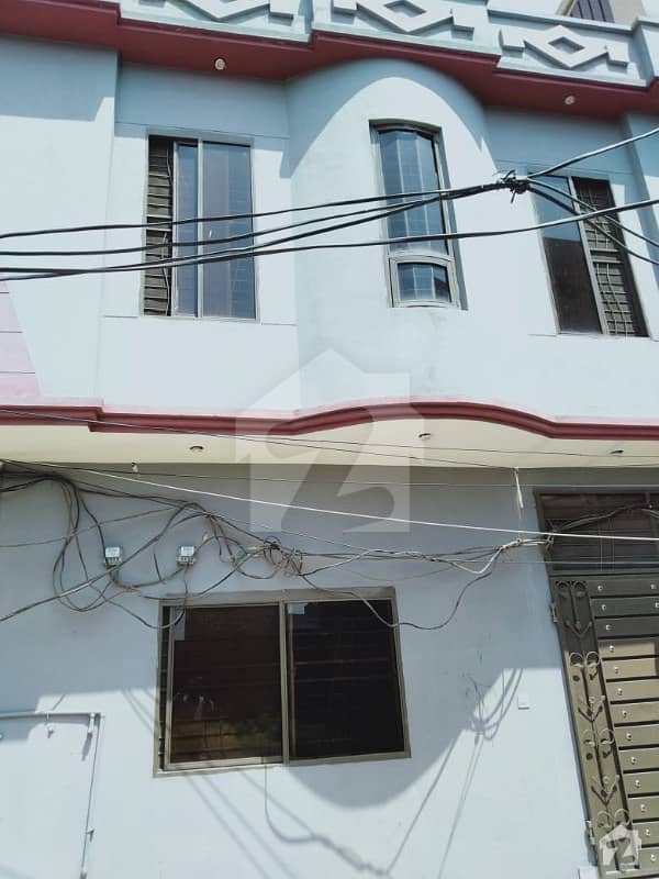 Lower 2.5 M Corner Portion For Rent