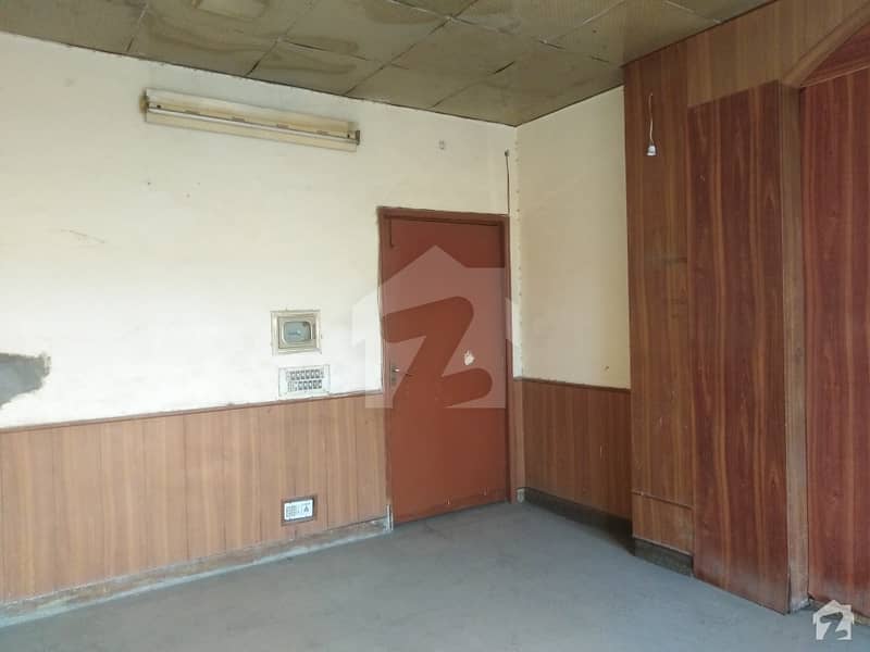 216  Sq Ft Office For Rent In Chauburji - Lahore