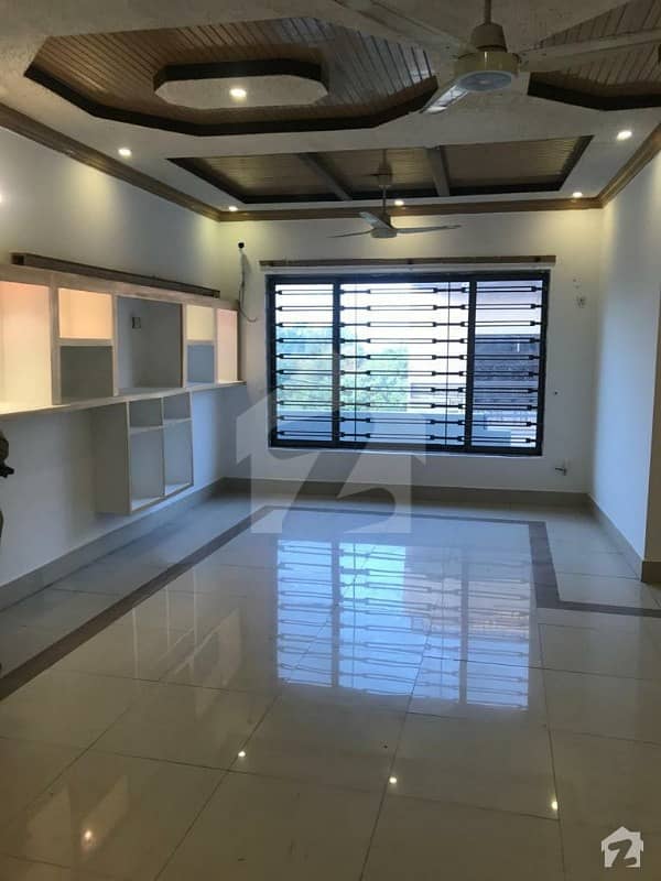 7-Marla Double Storey House NEW INDEPENDENT  Is Available For Rent