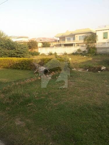A 600 Square Yard Beautiful Location Plot Avaiable For Sale In Peshawar Cantt