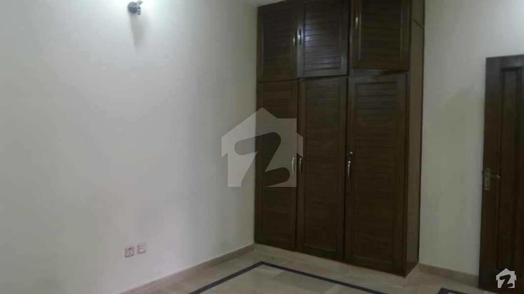 5 Marla Lower Portion Situated In Satellite Town For Rent