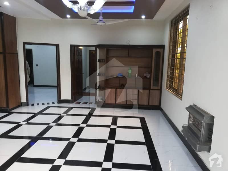 این ایف سی 1 لاہور میں 4 کمروں کا 5 مرلہ مکان 1.5 کروڑ میں برائے فروخت۔