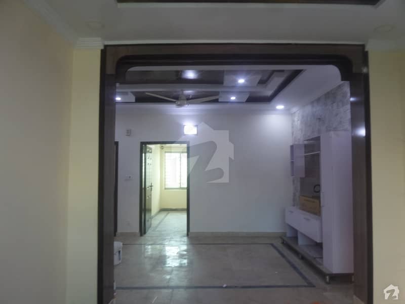 کلفٹن ٹاؤن شپ راولپنڈی میں 3 کمروں کا 5 مرلہ مکان 26 ہزار میں کرایہ پر دستیاب ہے۔