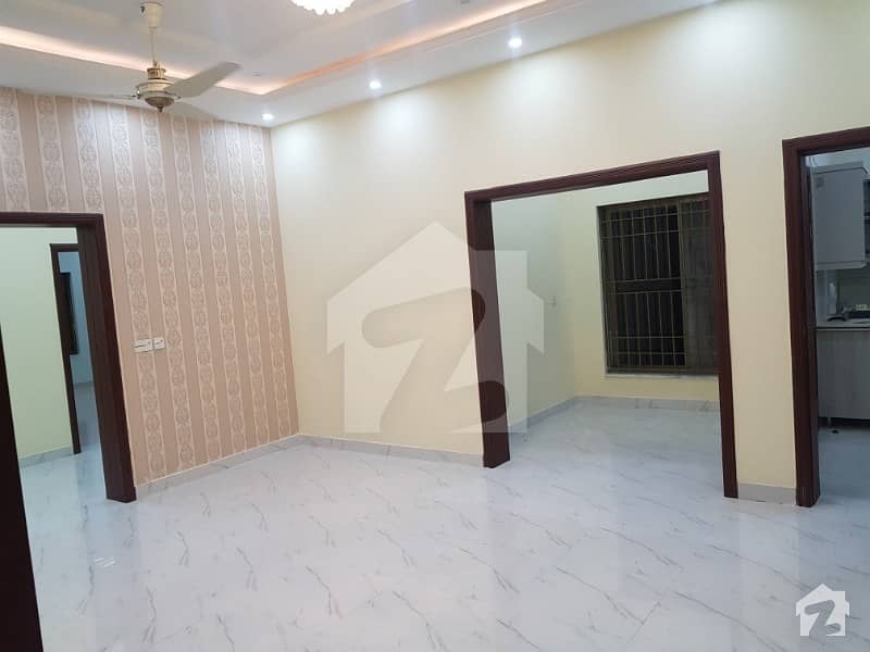 1 Kanal House For Sale In NFC 1